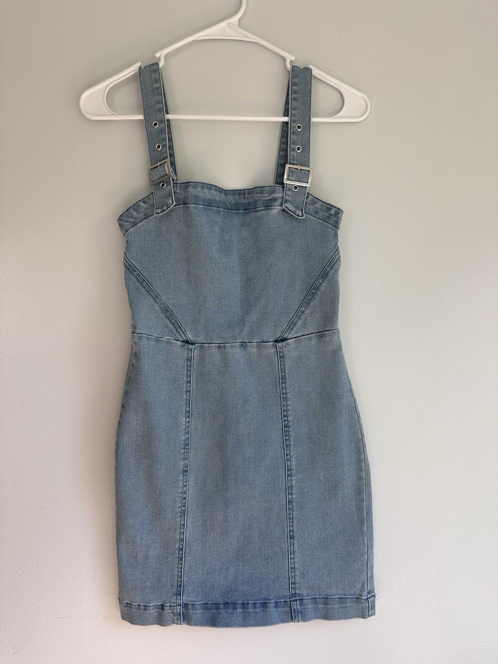 Forever 21 Size Small Denim Dress Buckle Straps Adjustable Short Medium Wash